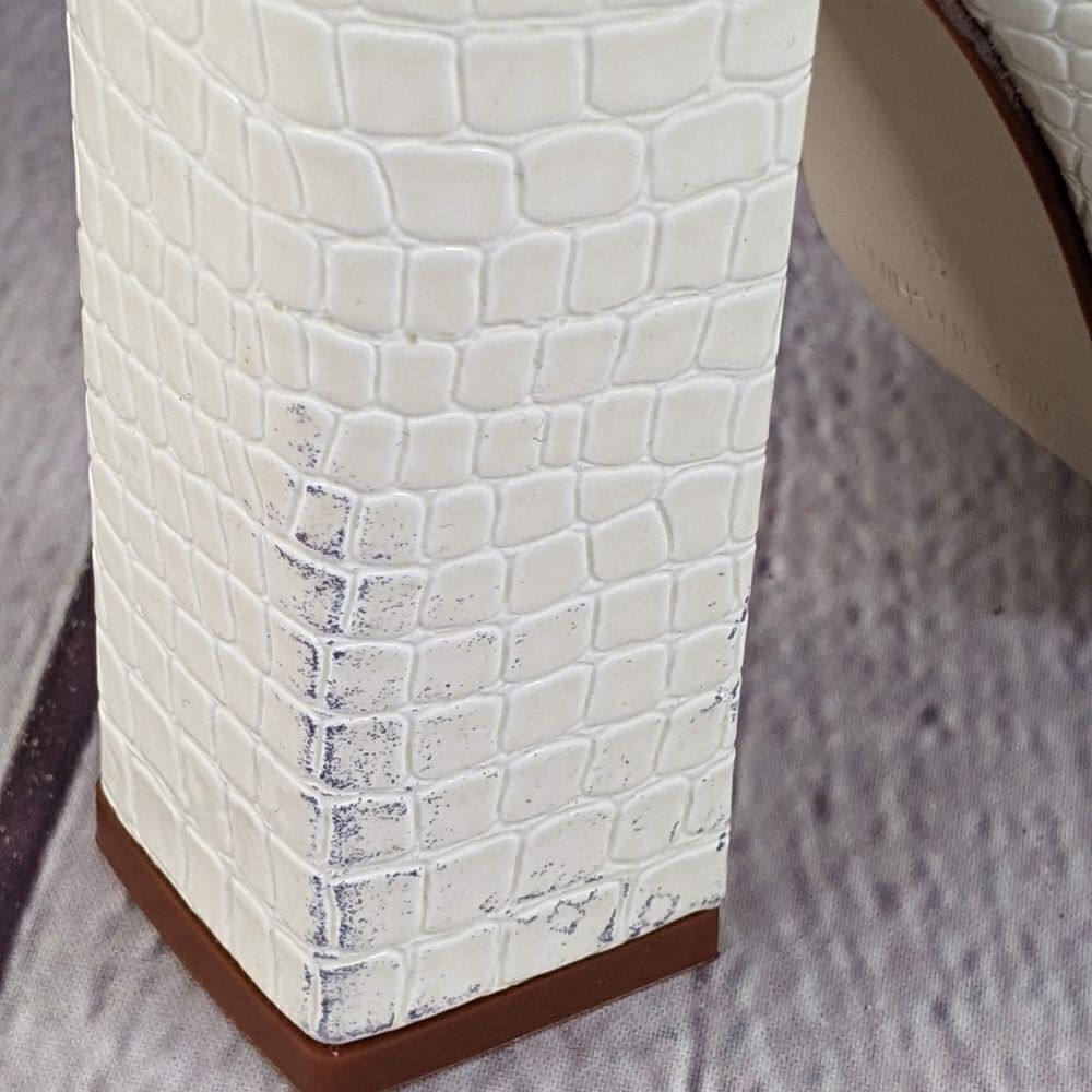 PrettyLittleThing White Croc Block Heel Point Boot - Picture 8 of 11